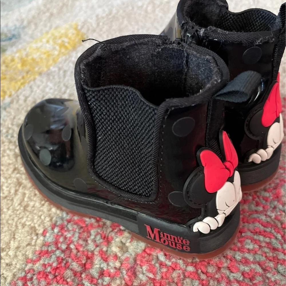 Zara toddler Minnie Mouse boots size 6 - Picture 4 of 5